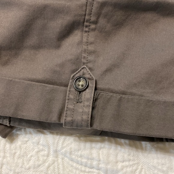 Gray Banana Republic Cuffed Shorts - Picture 4 of 5